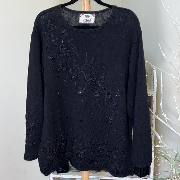 💙Tiara International XL Beautiful embroidered beaded crewneck tunic sweater - Picture 7 of 7